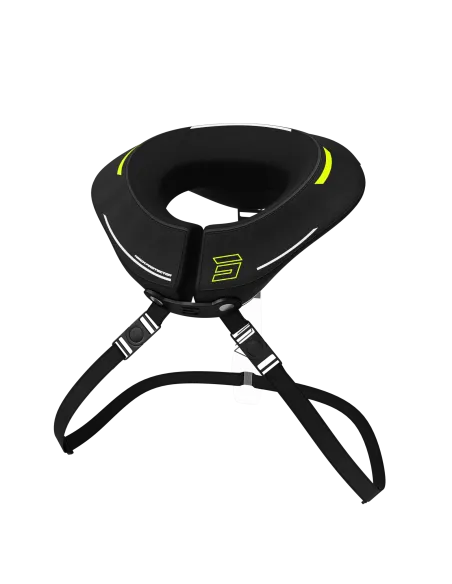 COLLARIN JUNIOR SHOT