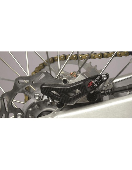 PROTECTOR CARBONO PINZA DE FRENO TRASERA HONDA CRF 150R 07-20 CRF 250R 04-20 450R 02-20