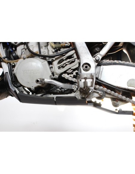 CUBRECARTER AXP RACING CON PROTECTOR DE BIELETAS YAMAHA YZ 250 05-18