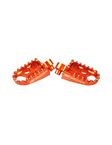 ESTRIBERAS SCAR EVO KTM 125-530 98-16 NARANJAS