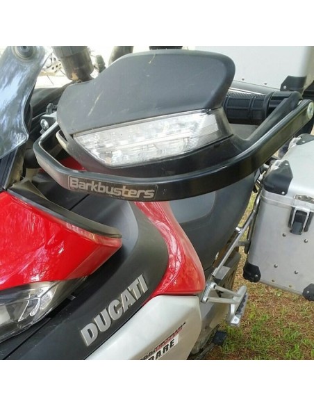 KIT DE MONTAJE PARAMANOS BARKBUSTERS FIJACIÓN DE DOBLE ANCLAJE COLOR NEGRO